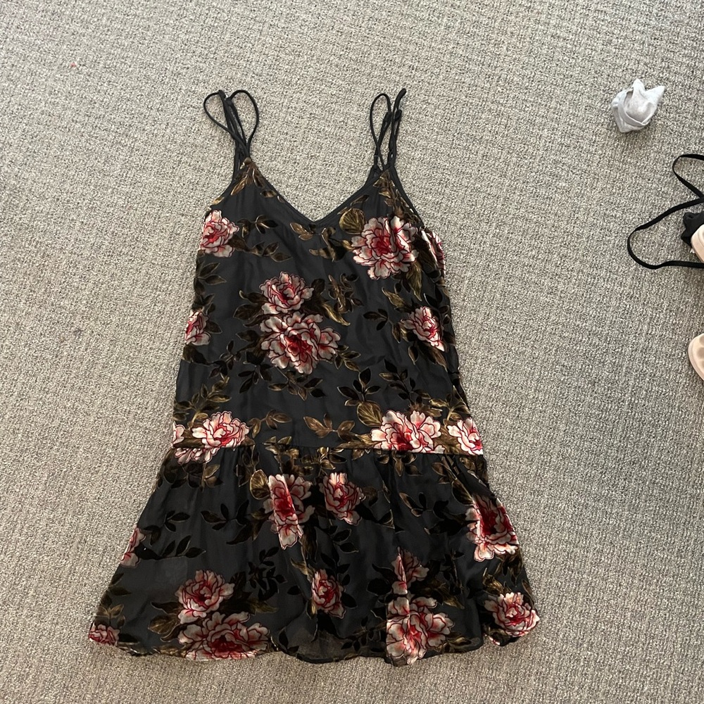 Floral dress size small
